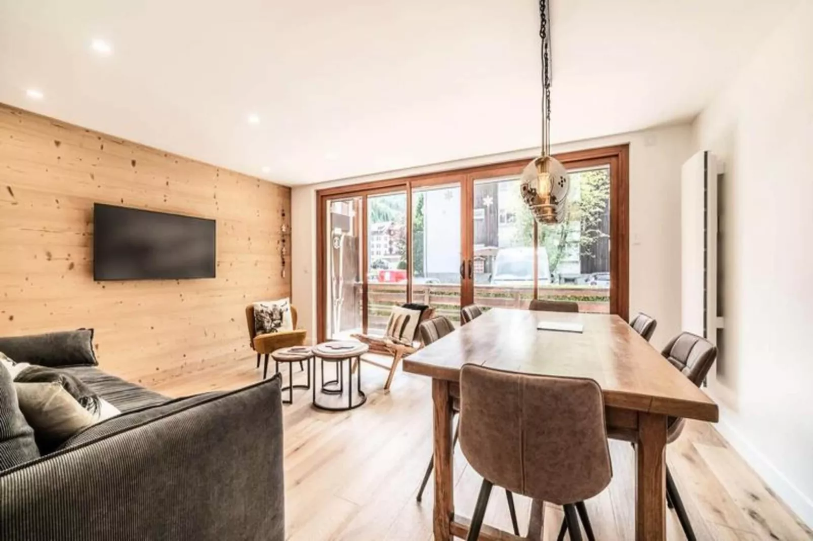 Résidence Ressachaux-Salle à manger