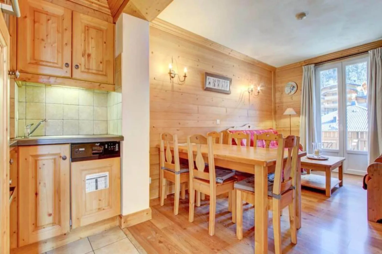 Résidence Le Lodge-Dining room