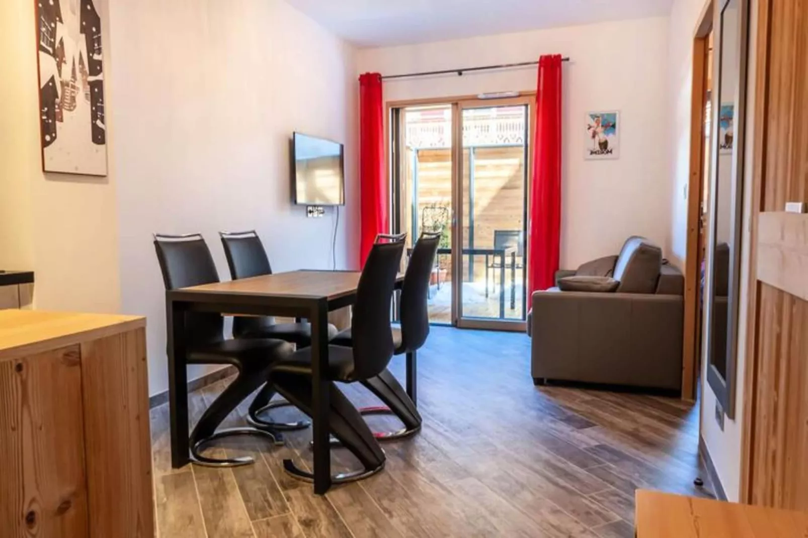 Résidence Les Portes Du Pleney-Living room