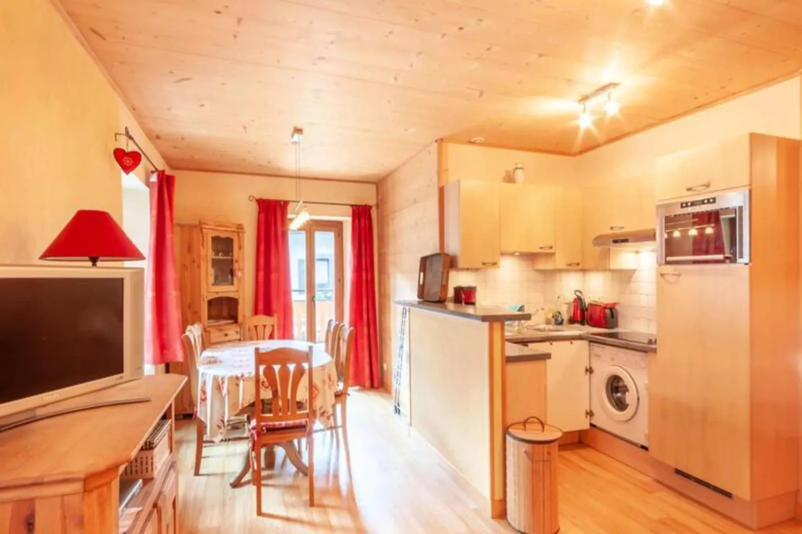 Résidence Place Eglise-Salle à manger