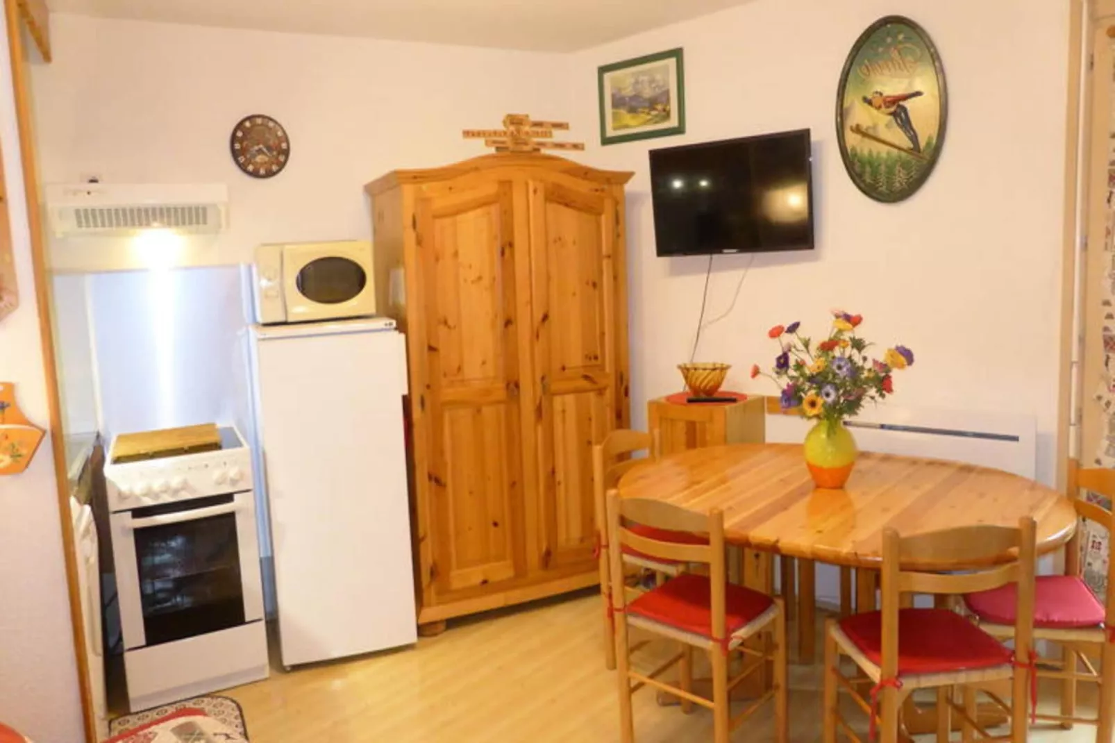 Résidence Pierres Blanches-Salle à manger