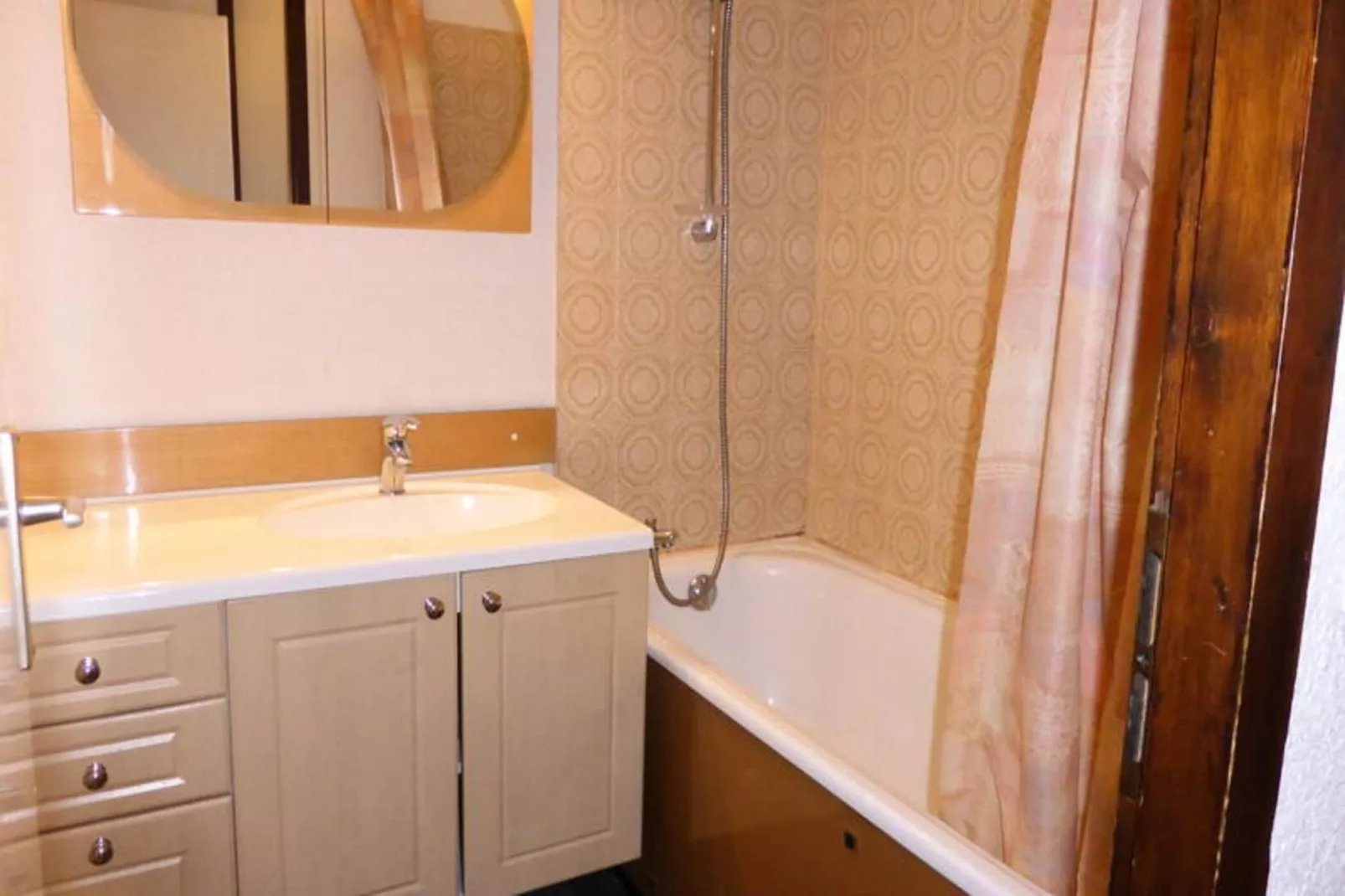 Résidence Le Brulaz-Außenbereich Sommer