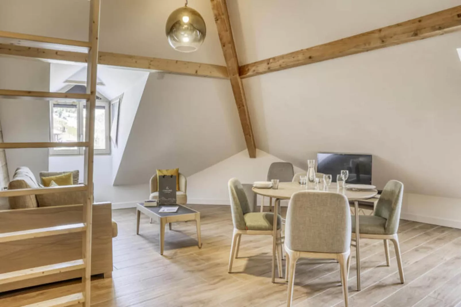 Résidence Gallery Mont Blanc-Exterior in summer