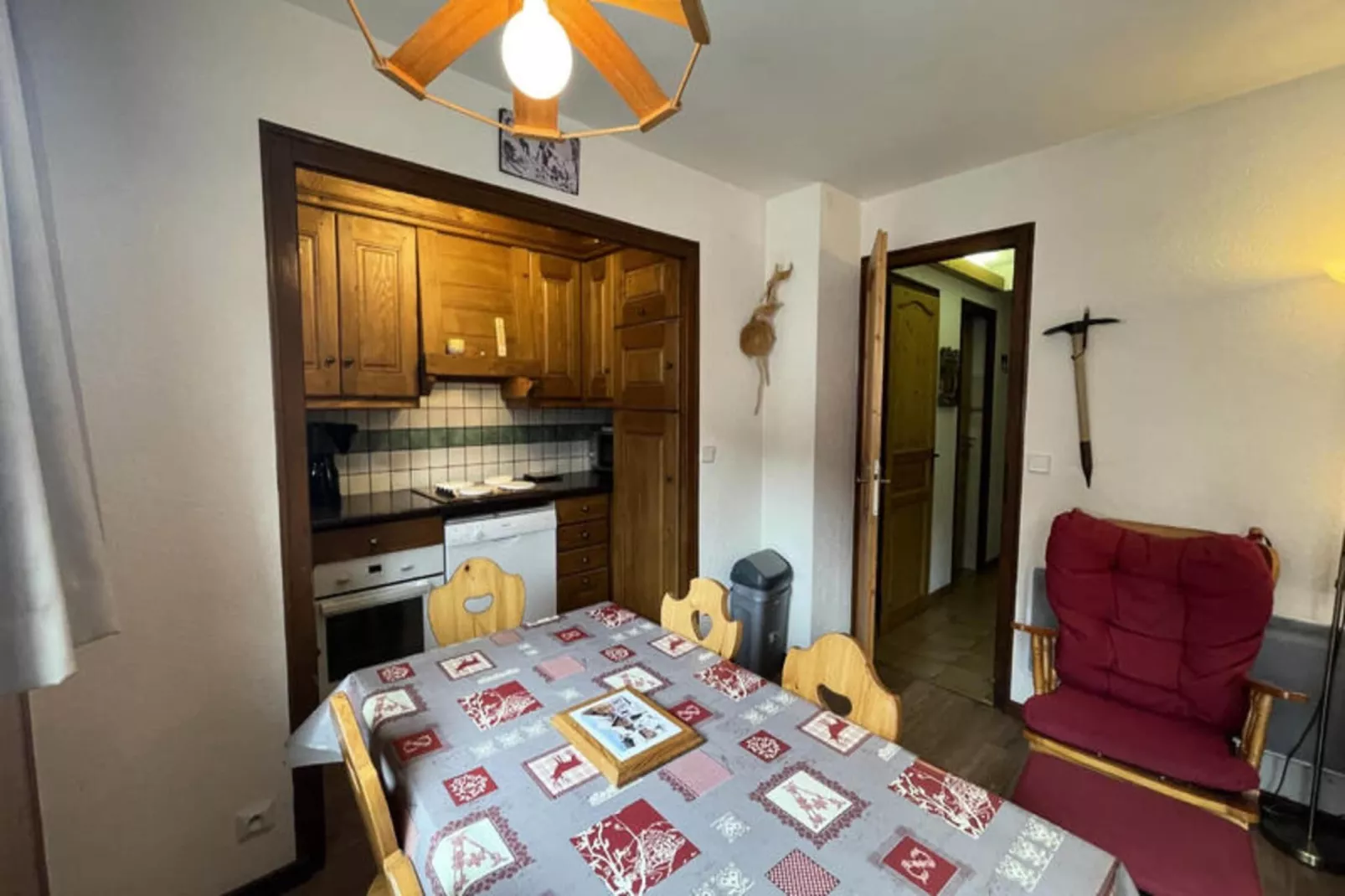 Appartements à La Clusaz-Esszimmer