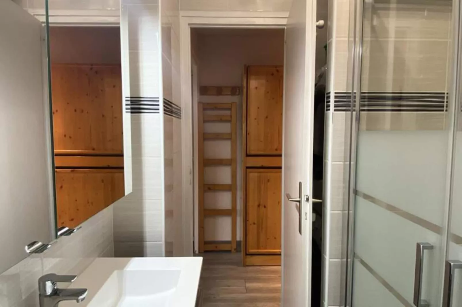 Résidence Granges B-Bathroom