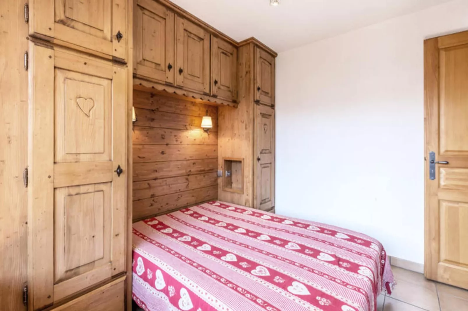 Résidence Domanial A-Außenbereich Sommer