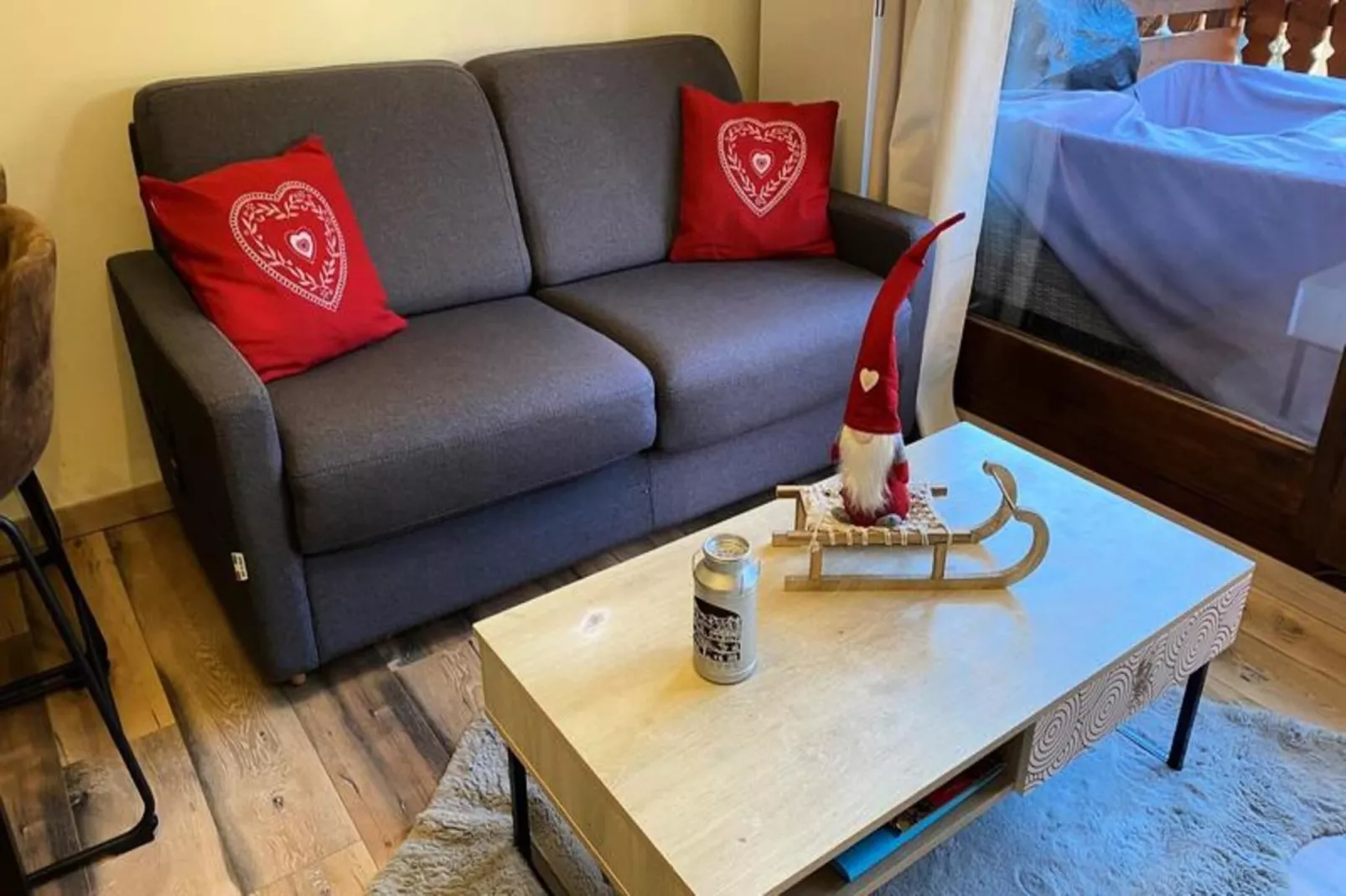 Résidence Les Perthuis-Exterior in summer