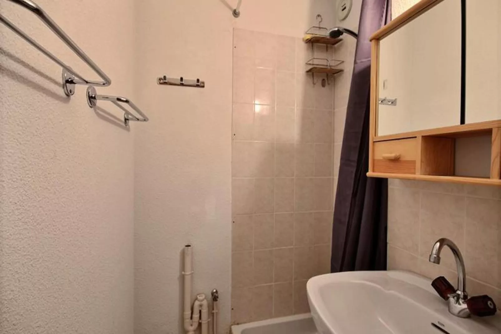 Studio à Saint Jean d'Aulps-Salle de bain