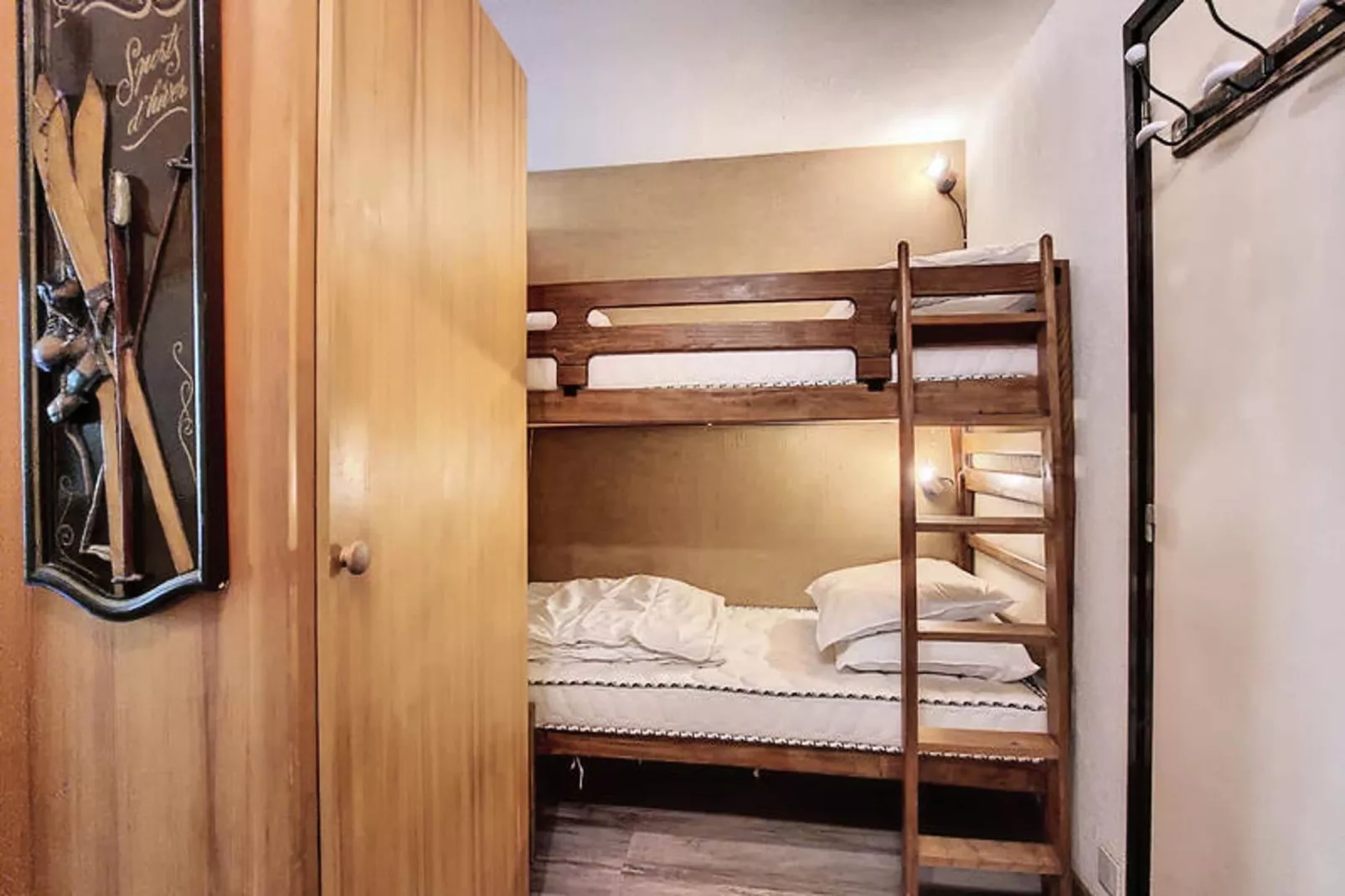 Studio à Saint Jean d'Aulps-Schlafzimmer