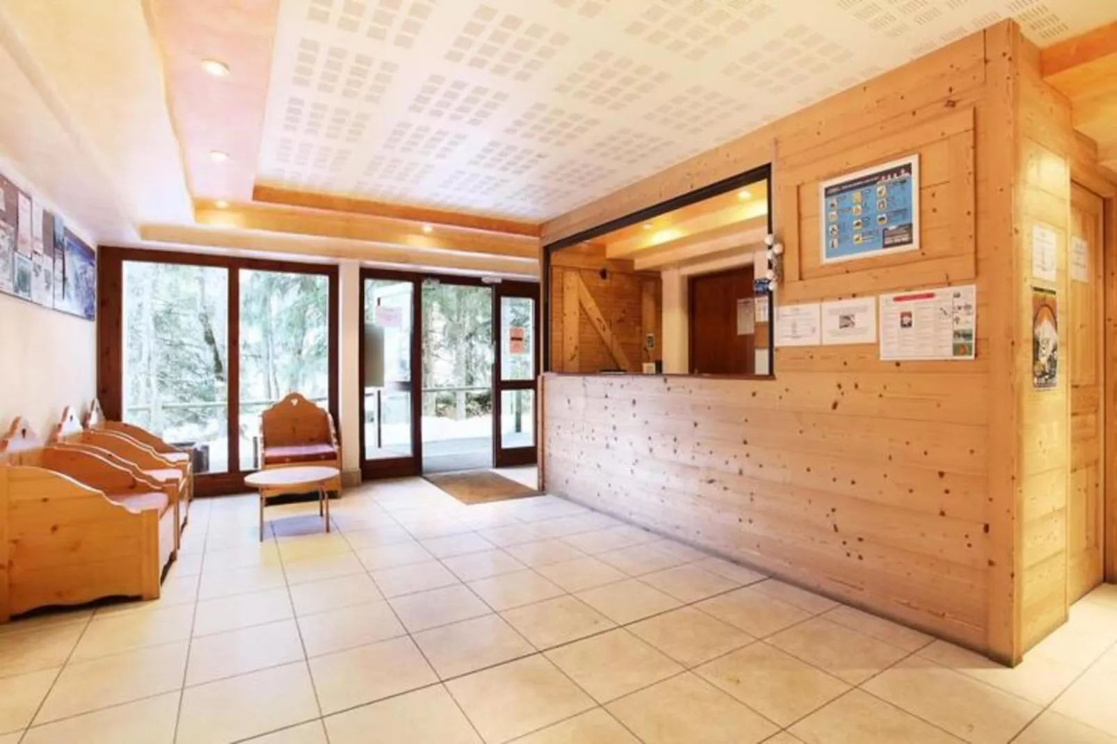 Résidence Odalys Le Buet**-Empfangshalle