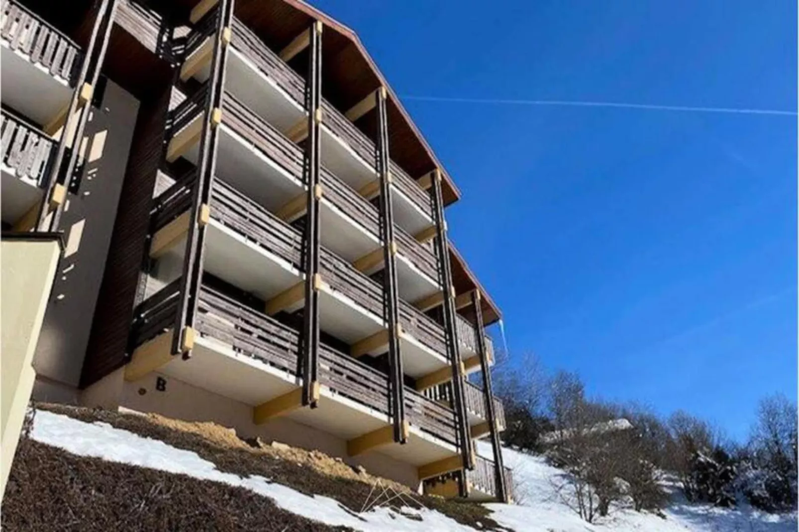 Résidence Millepertuis B-Exterior in summer