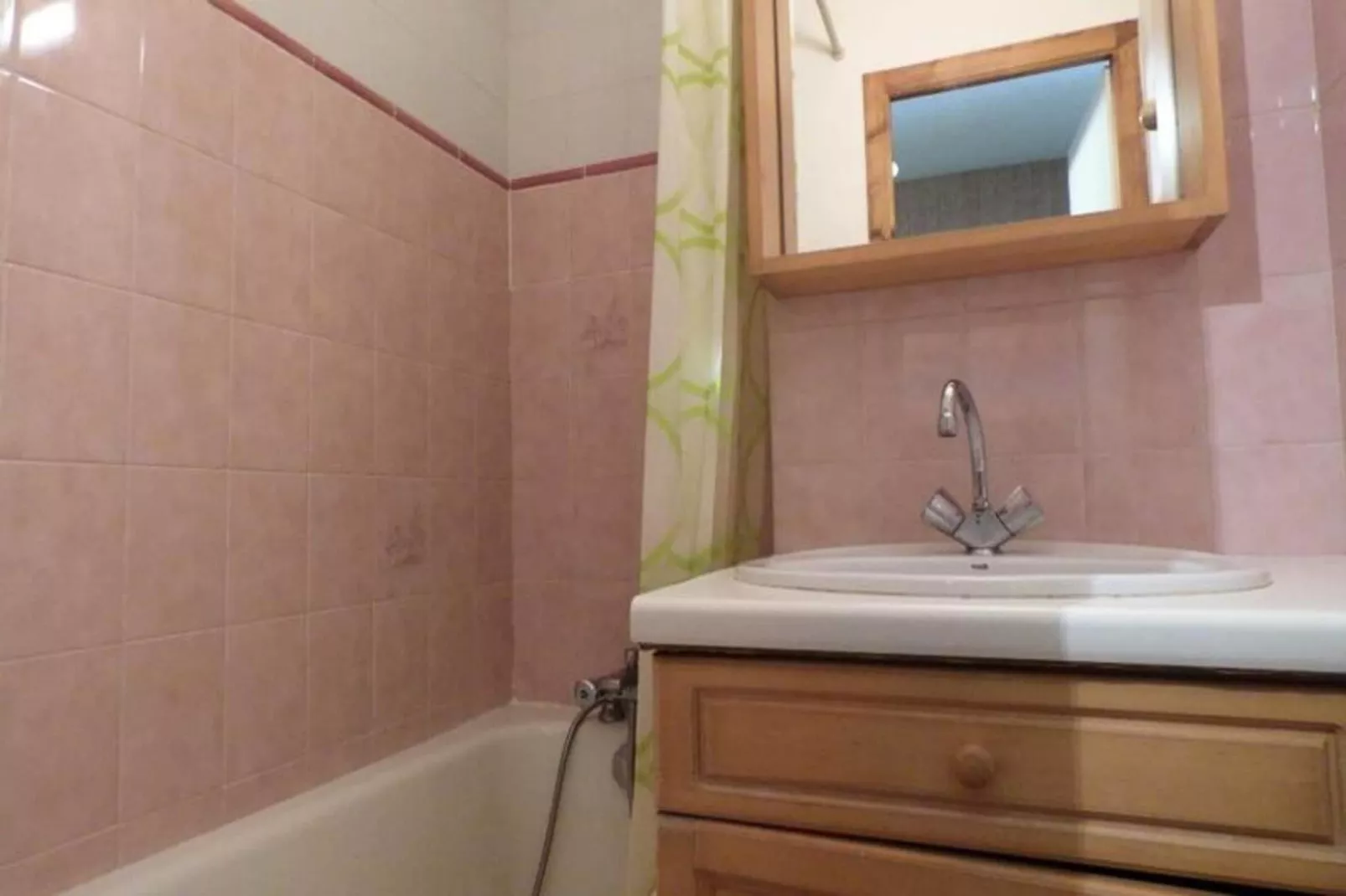 Résidence Valerianne-Außenbereich Sommer