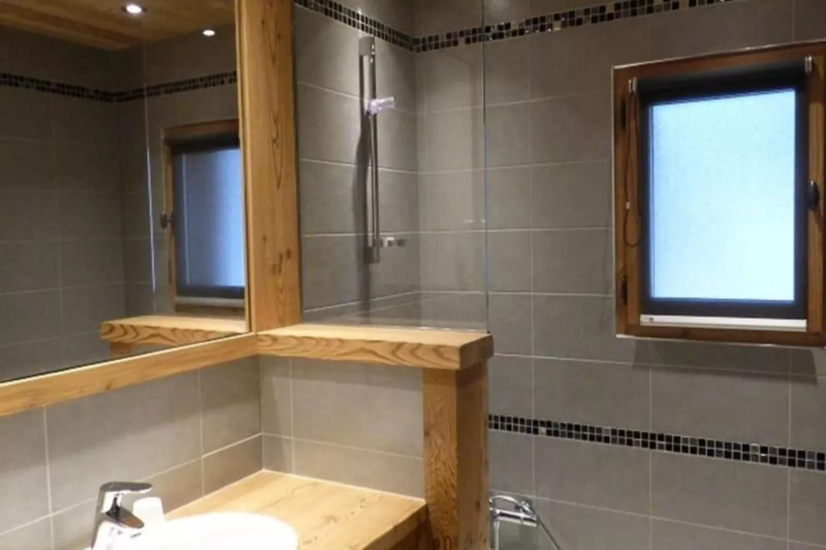 Chalet Rayjeanne-Außenbereich Sommer