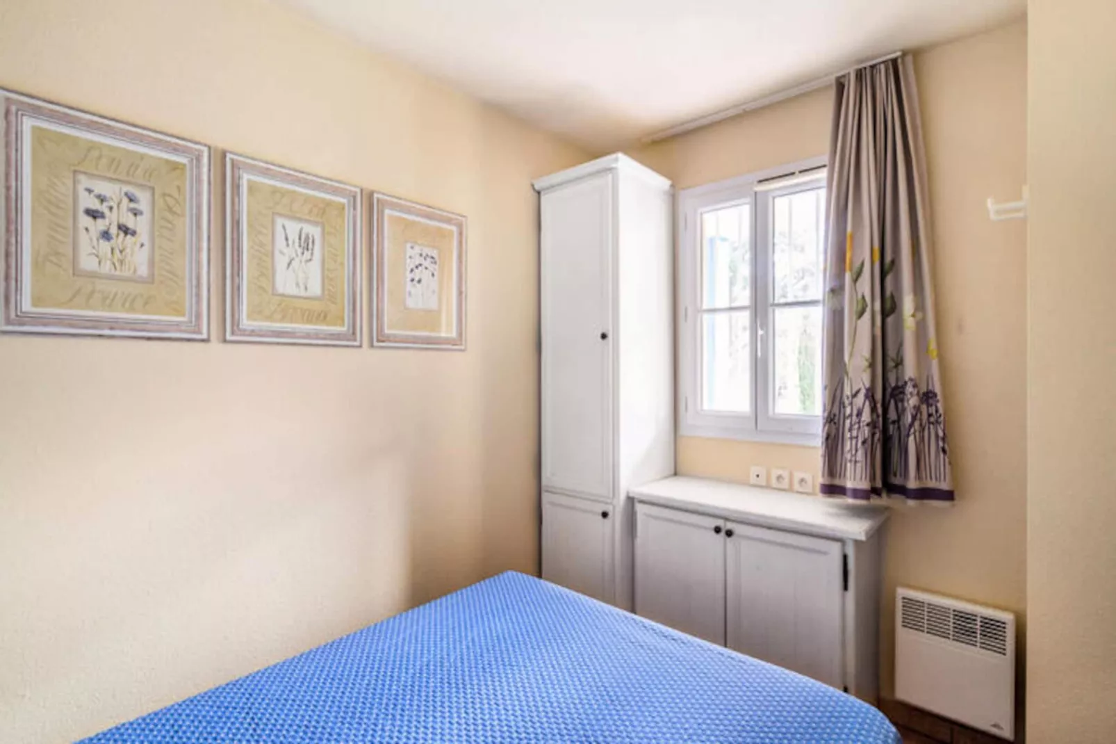 Wohnung in Roquebrune nahe Bougnon Strand-Image-tags.