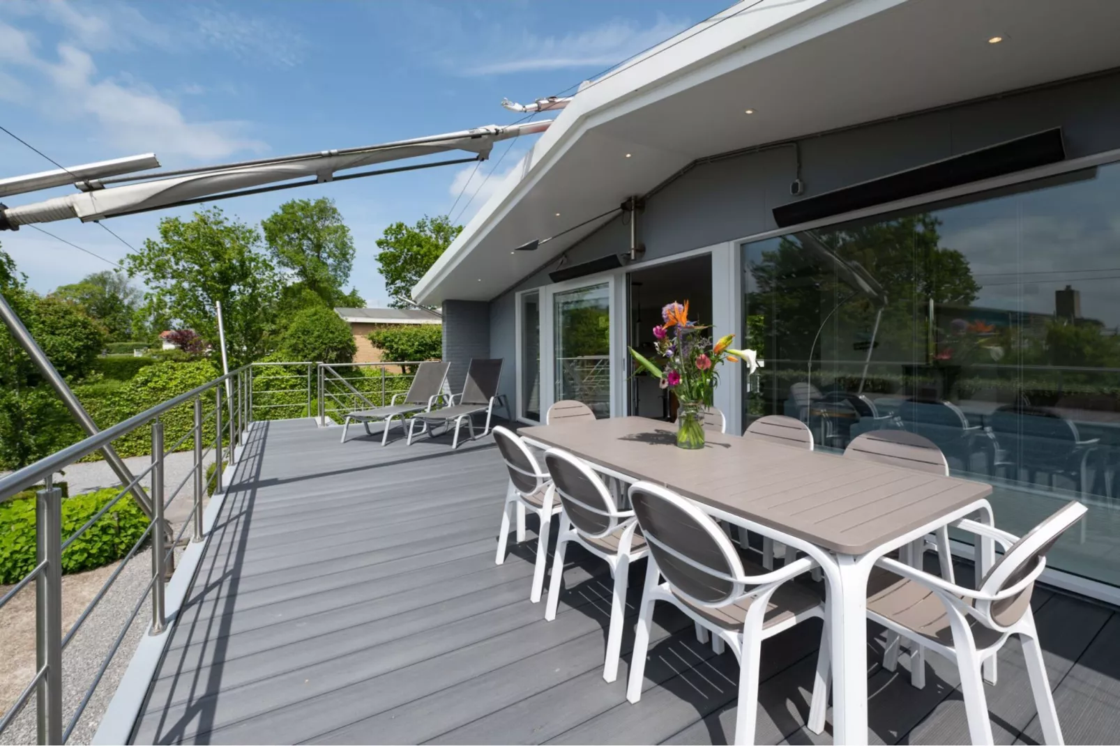 Sternlaan 30-Terrace balcony