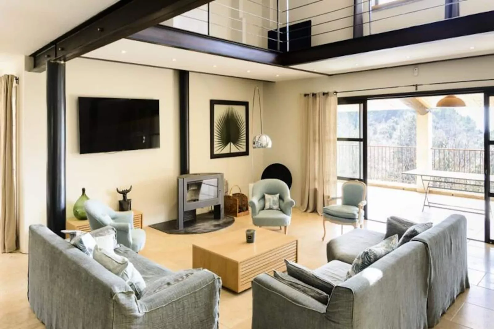 Les Gardis, Votre Refuge Id&eacute;al En Provence.-Image-tags.