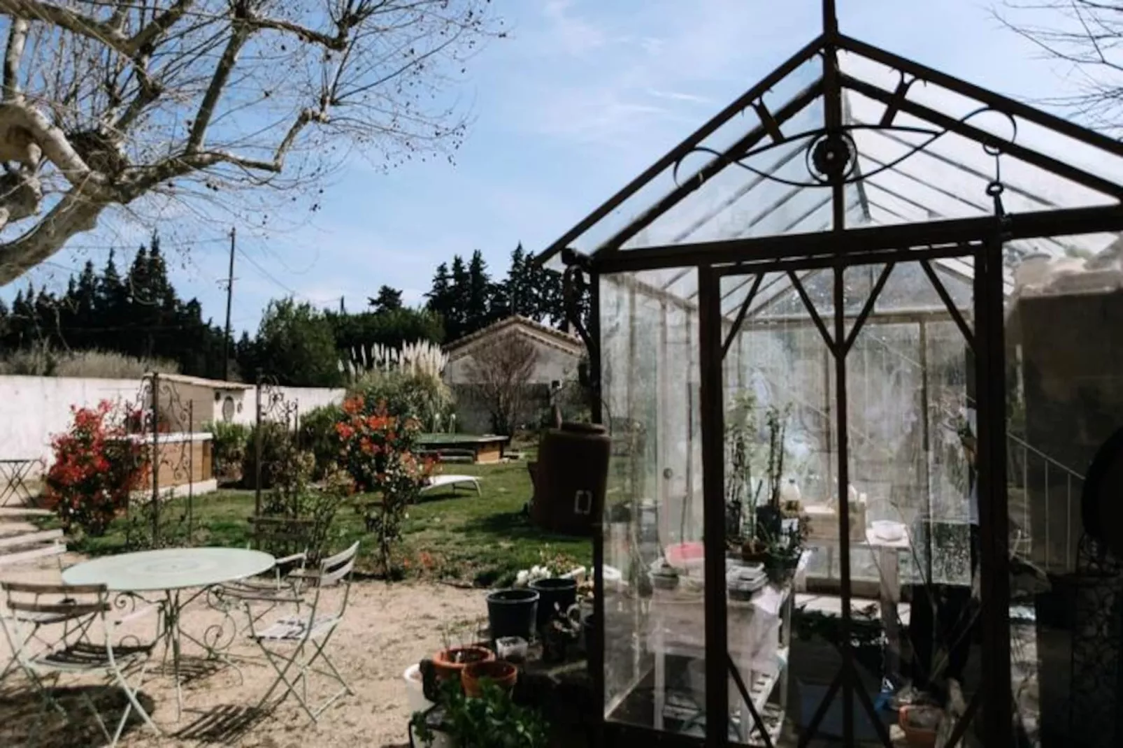 "&eacute;vasion Champ&ecirc;tre: Charme Et S&eacute;r&eacute;nit&eacute; &agrave; L'isle-sur-la-sorgue"-Image-tags.