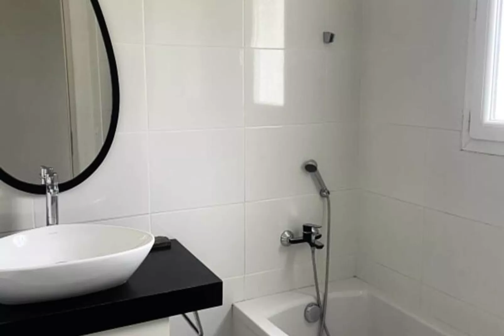 Villa Lisa - Piscine Chauff&eacute;e Proche Du Centre Historique-Badezimmer