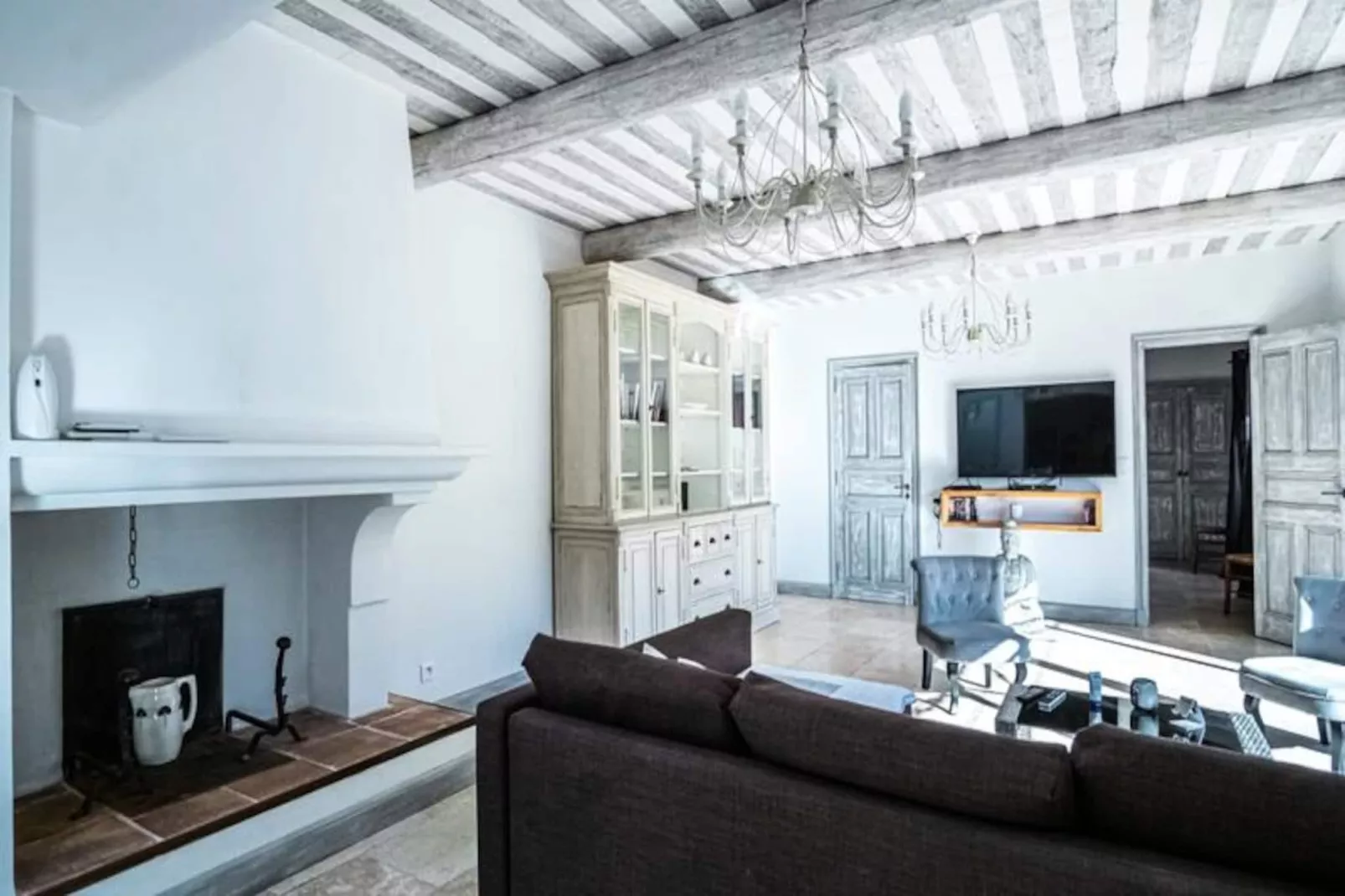 G&icirc;te Tout Confort - Jardin Et Piscine Chauff&eacute;e-Image-tags.