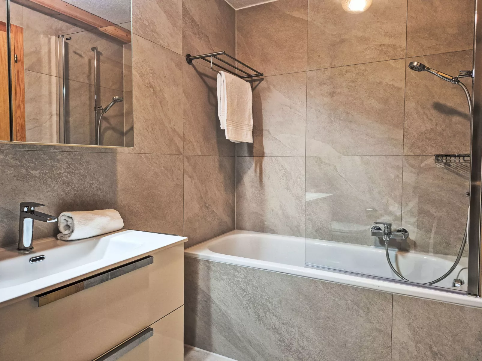 Panorama des Cimes-Inside