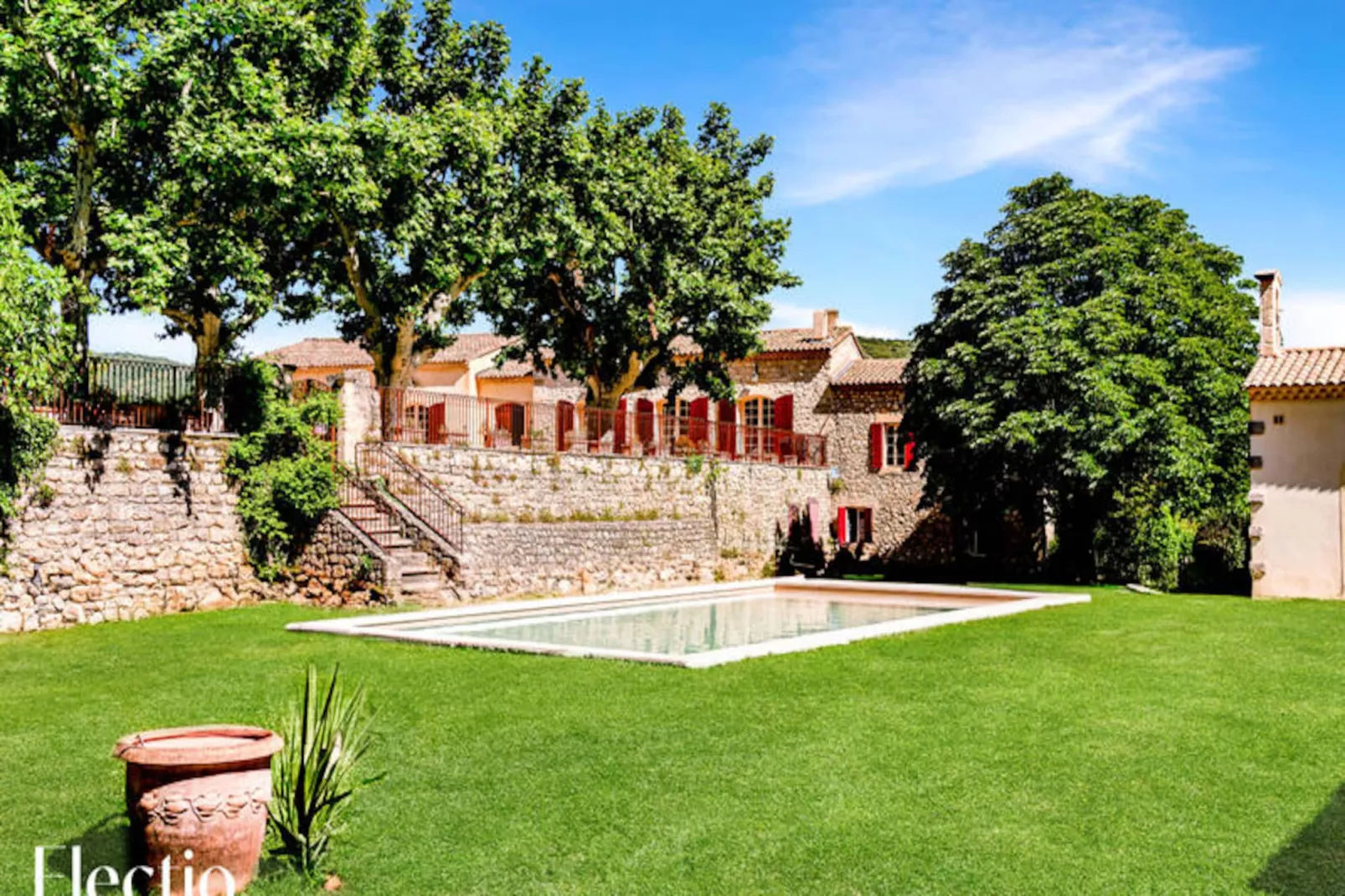 Petite Bastide | Domaine Tour Campanets-Image-tags.