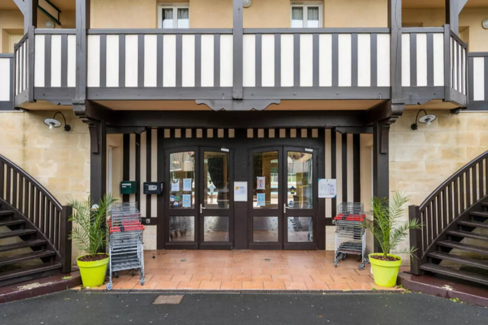 La Résidence du Golf - maeva Home-Exterior in summer