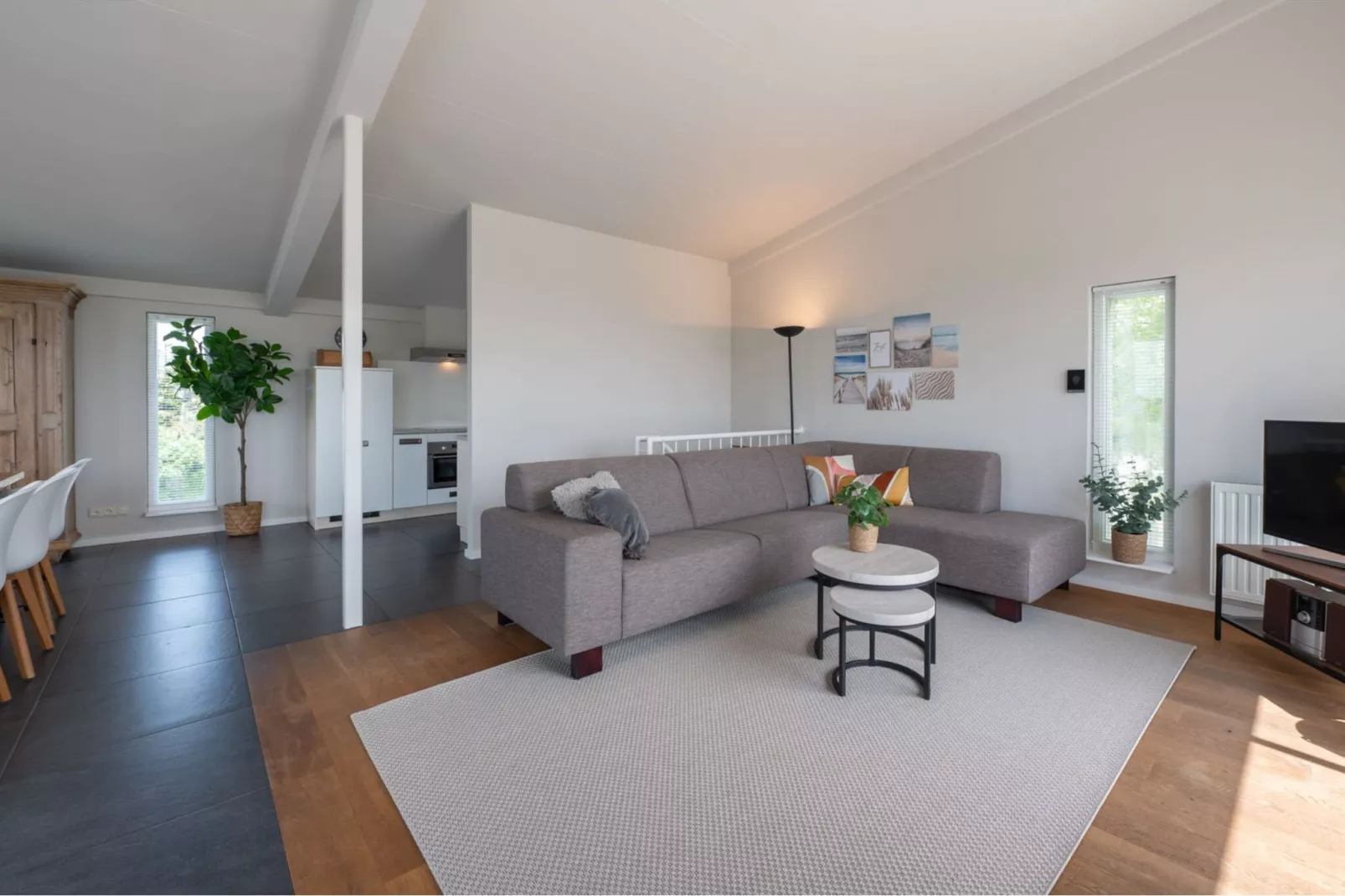 Veerdam 42-Living room