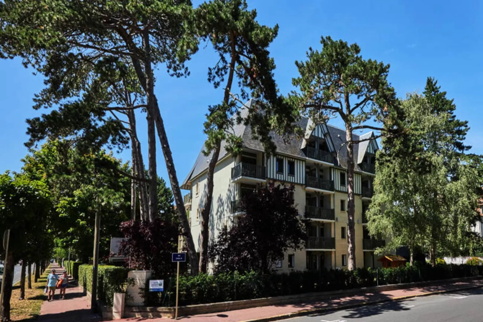 Résidence Les Embruns - maeva Home-Exterior in summer