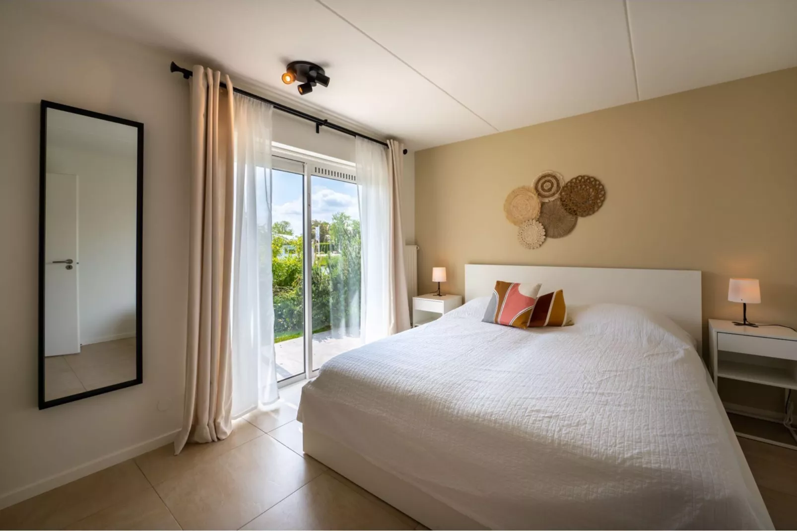Veerdam 42-Bedroom