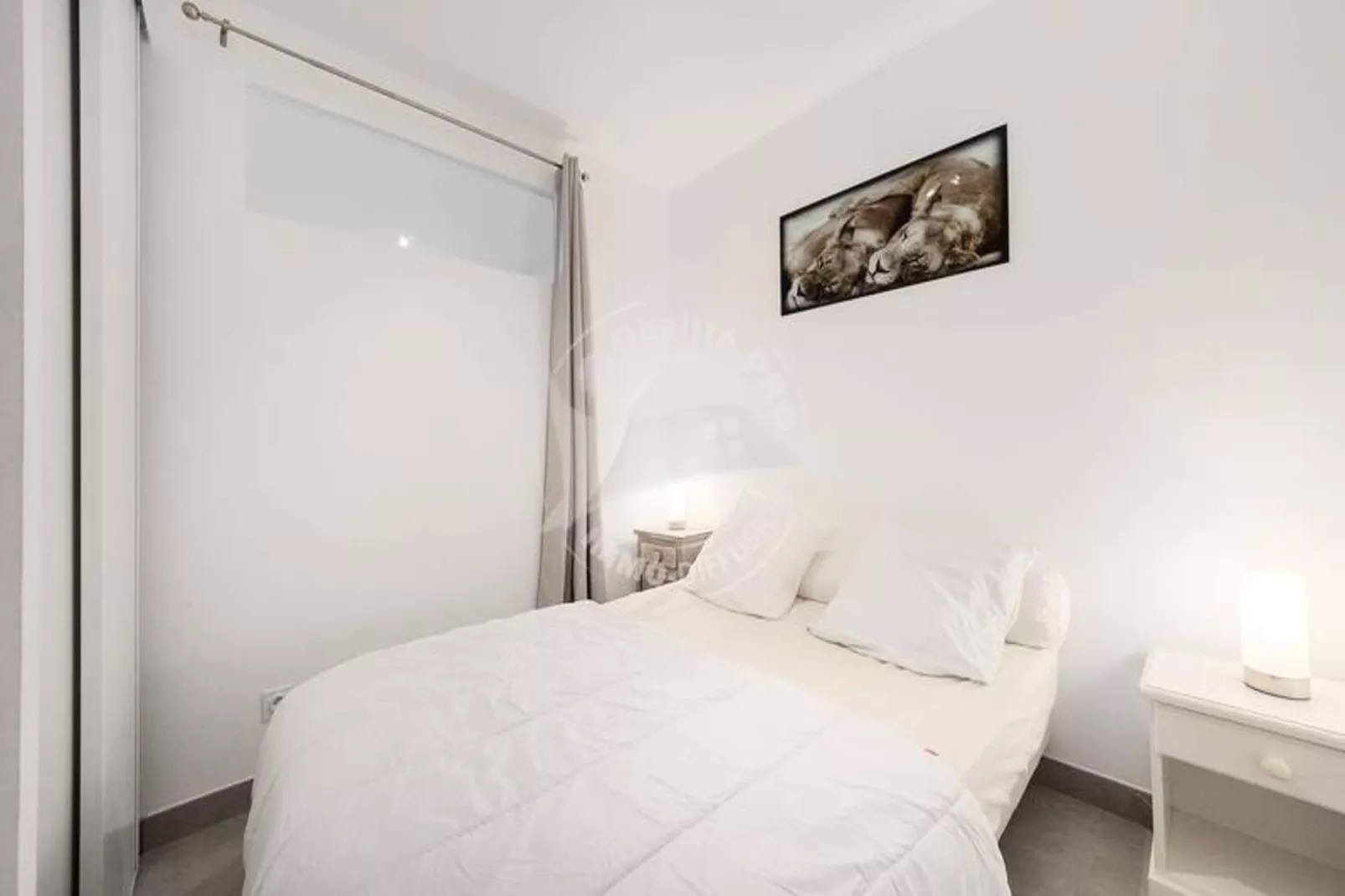 Résidence "le Château Leenhardt"-Schlafzimmer