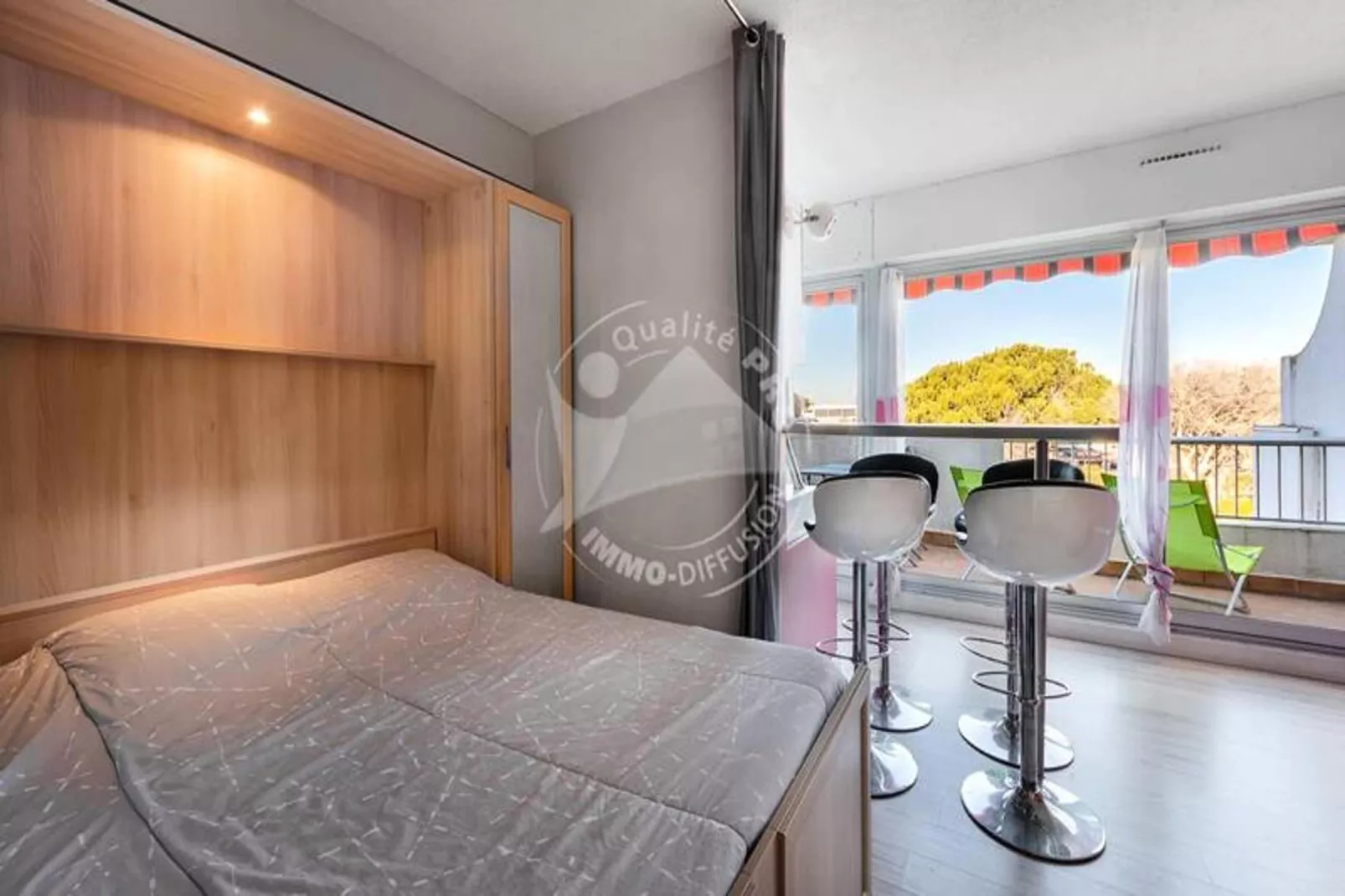 Résidence "le St Louis"-Schlafzimmer