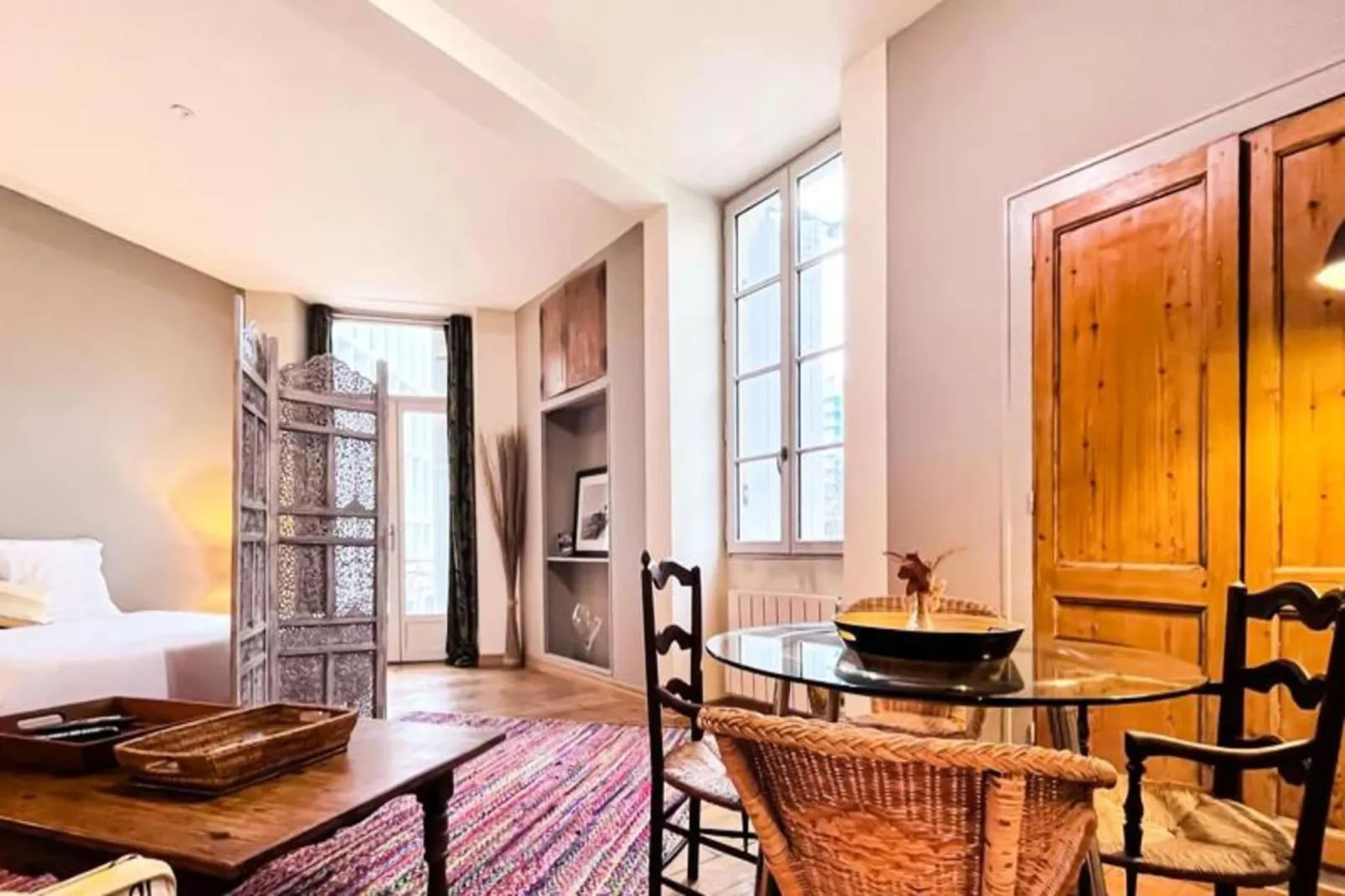 Charmant Appartement Pour 4 Dans Le Centre Ville De Bordeaux-Salon