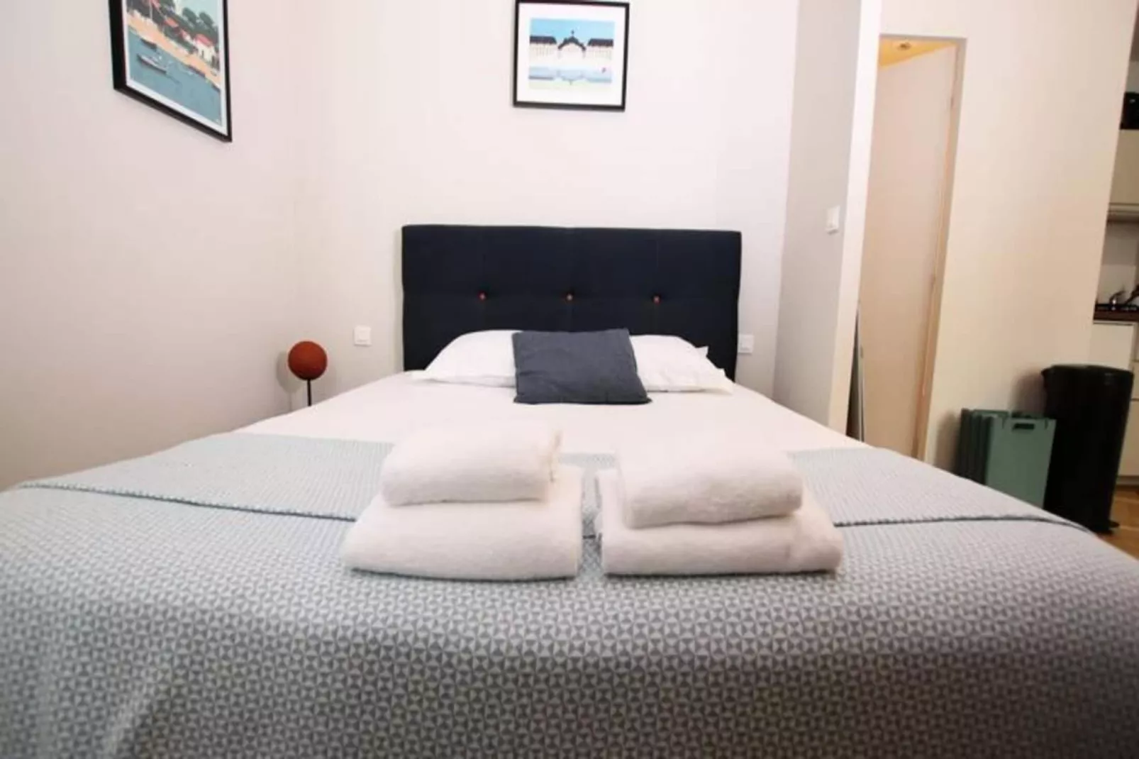 Magnifique Studio Bordelais En Plein Coeur De La Ville-Bedroom