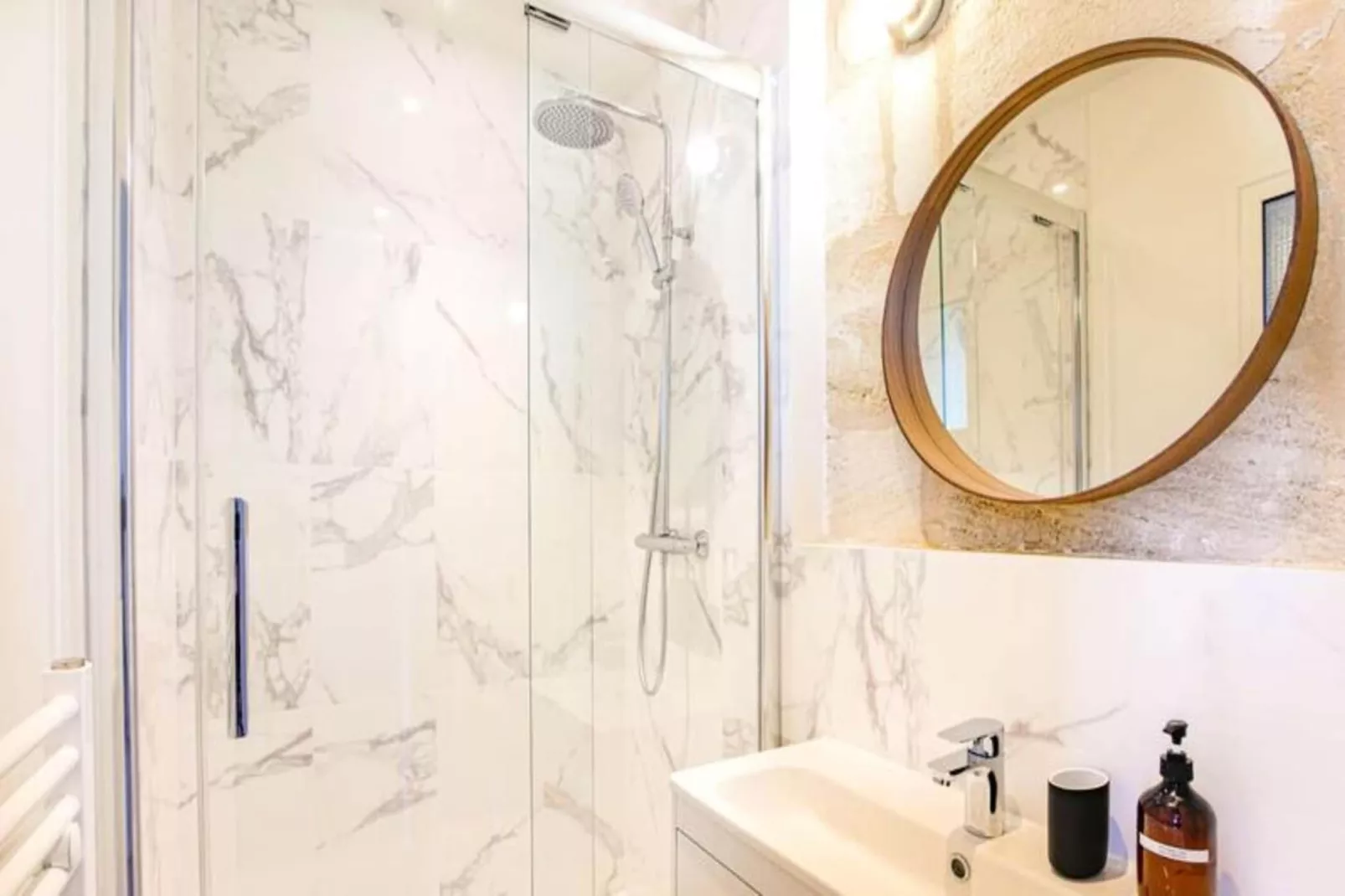 Appartement Aux Prestations Cozy Et Moderne En Hypercentre Pour 4 Personnes-Außenbereich Sommer