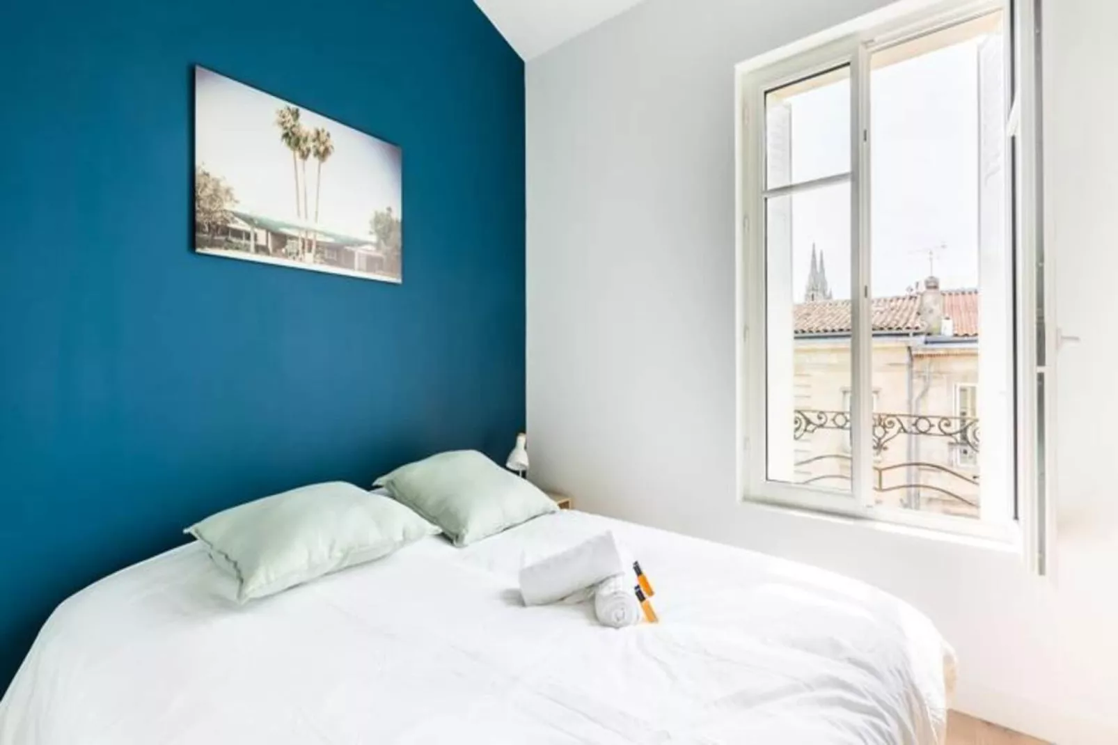 Superbe Appartement En Plein C&oelig;ur Des Chartrons-Bedroom