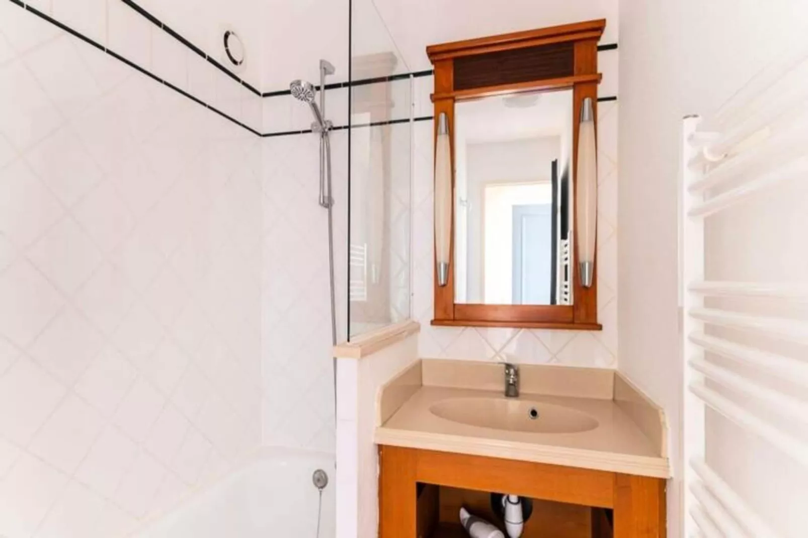 Les Appartements de Lacanau les Pins - maeva Home-Exterior in summer