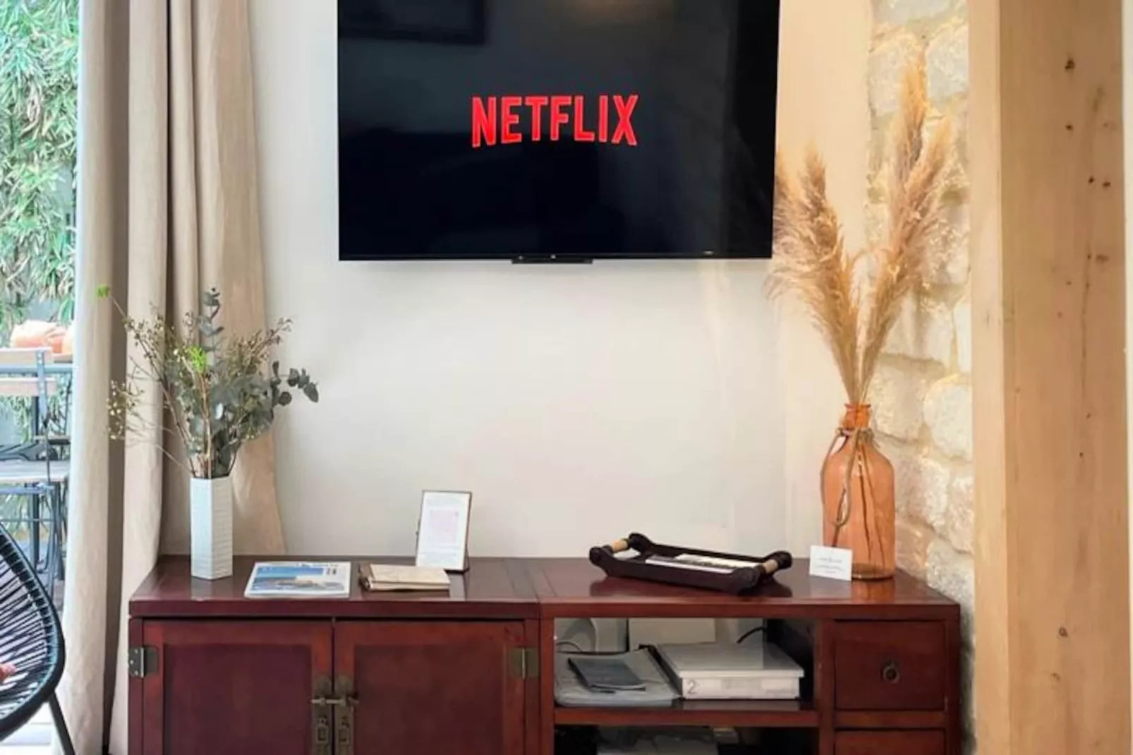 La Terrasse Bazille-Image-tags.