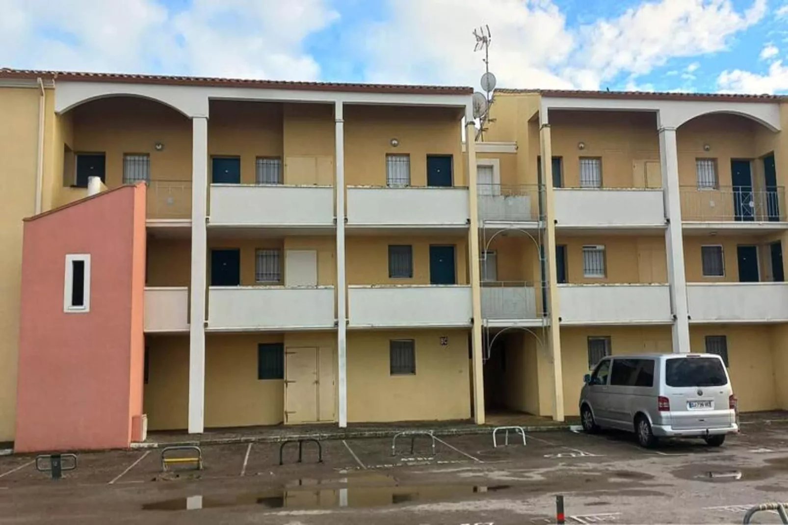 Résidence Villageoises I-Exterior in summer