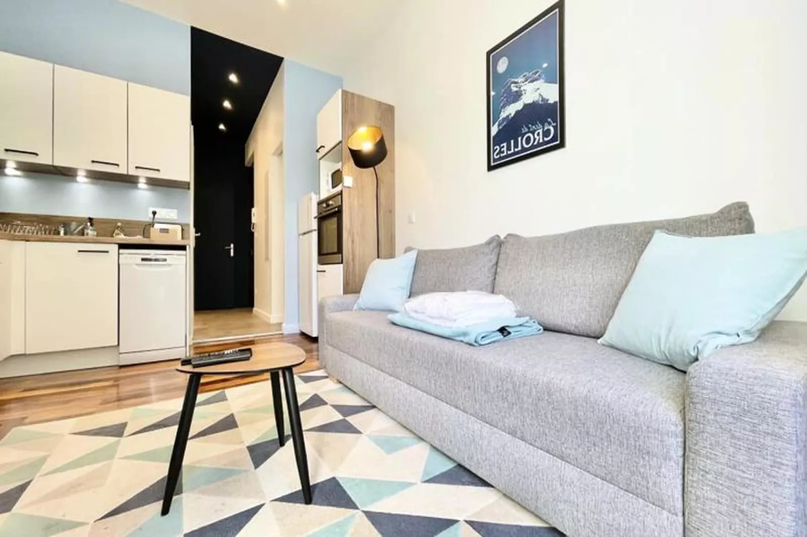 Le Cadet 👨&zwj;👩&zwj;👦&zwj;👦| Jean Jaur&egrave;s |tram A, B E E | T2 Tout &eacute;quip&eacute;-Salon