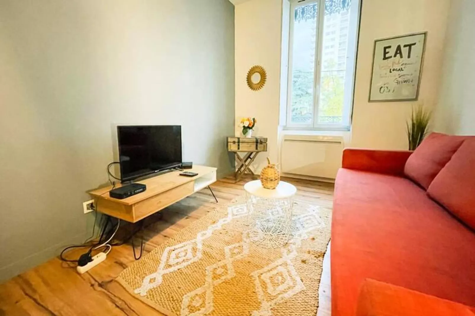 | Le Rochambeau 🎭 L'aigle | Vallier Lib&eacute;ration |-Wohnzimmer