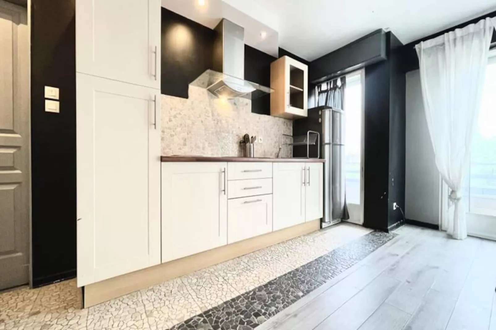 | Le Contemporain ⚙️| 6 Couchages | Wifi, Tram |-Image-tags.