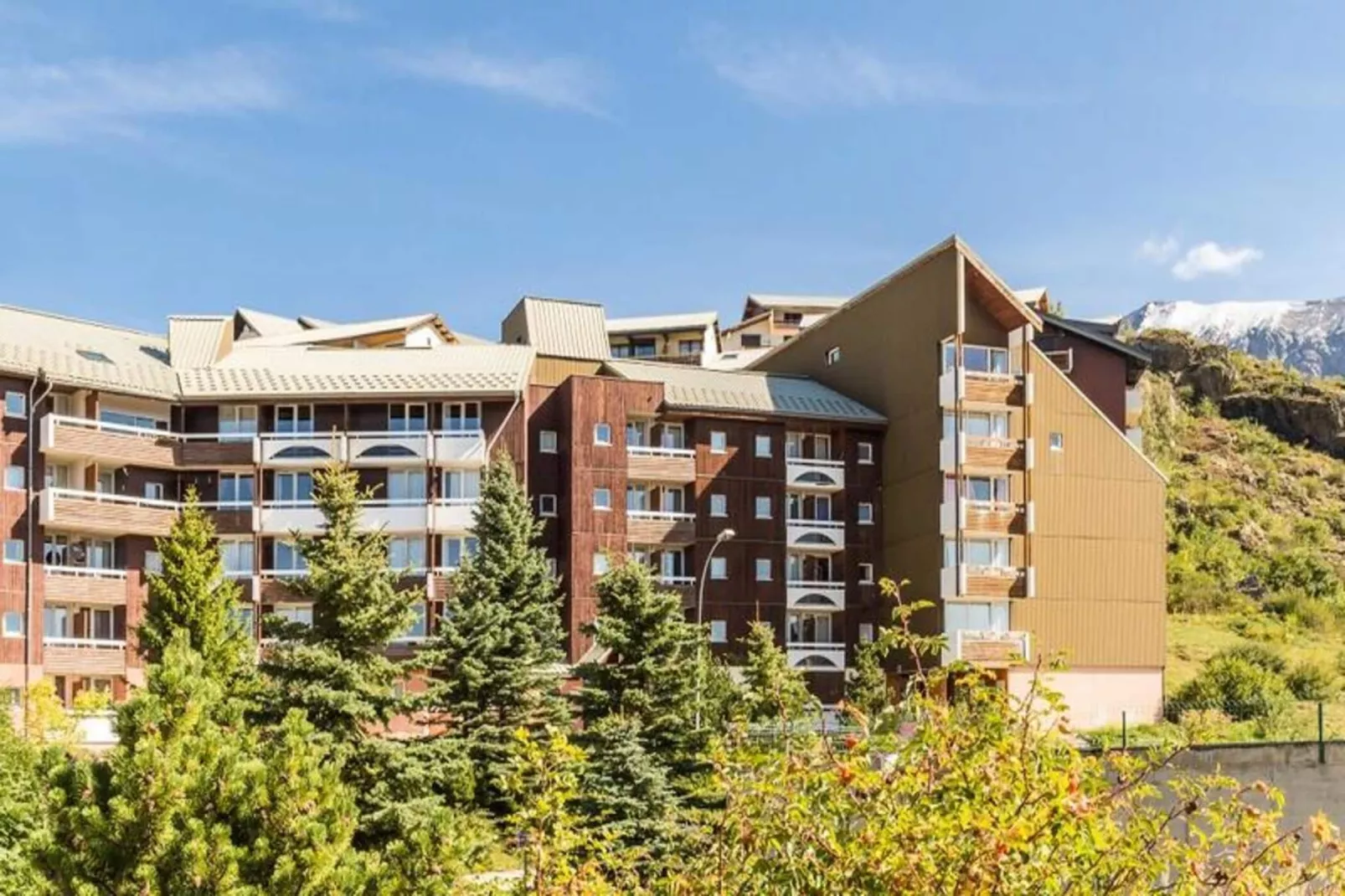 Résidence Les Horizons d'Huez - maeva Home-Außenbereich Sommer