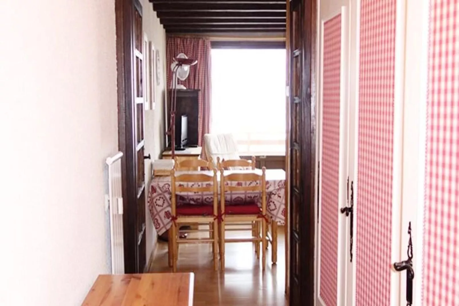 Résidence Gemeaux-Dining room