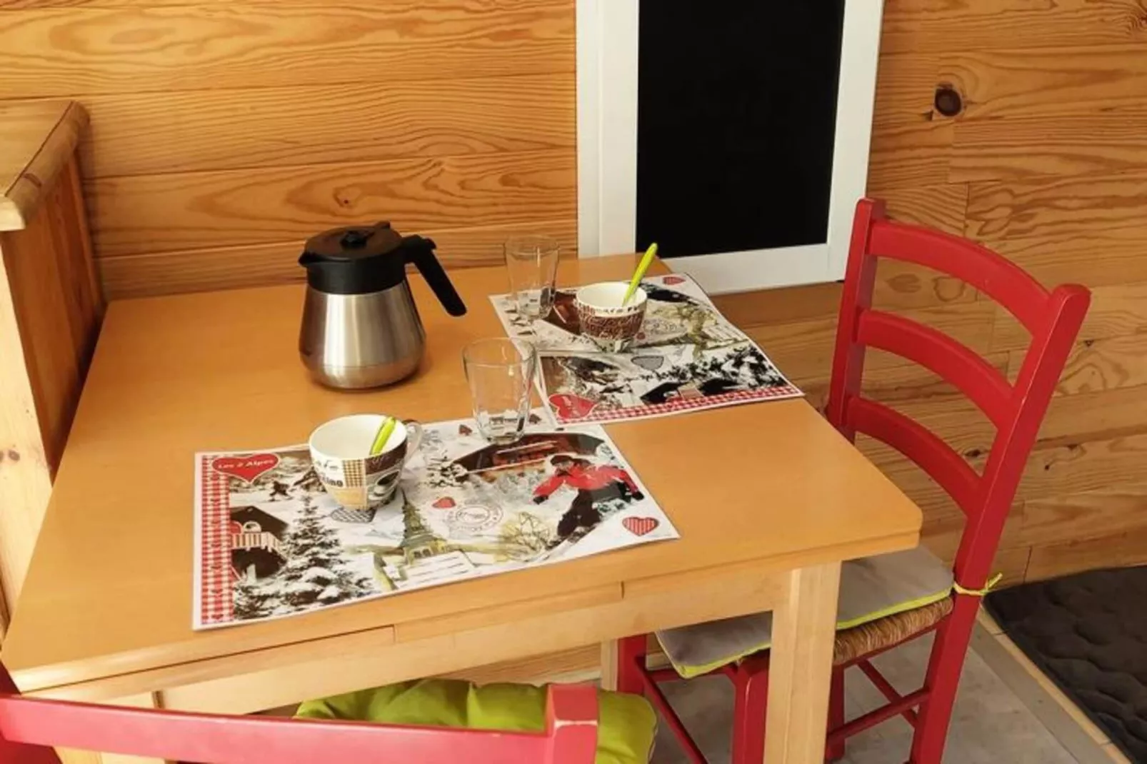 Résidence Champagne-Esszimmer