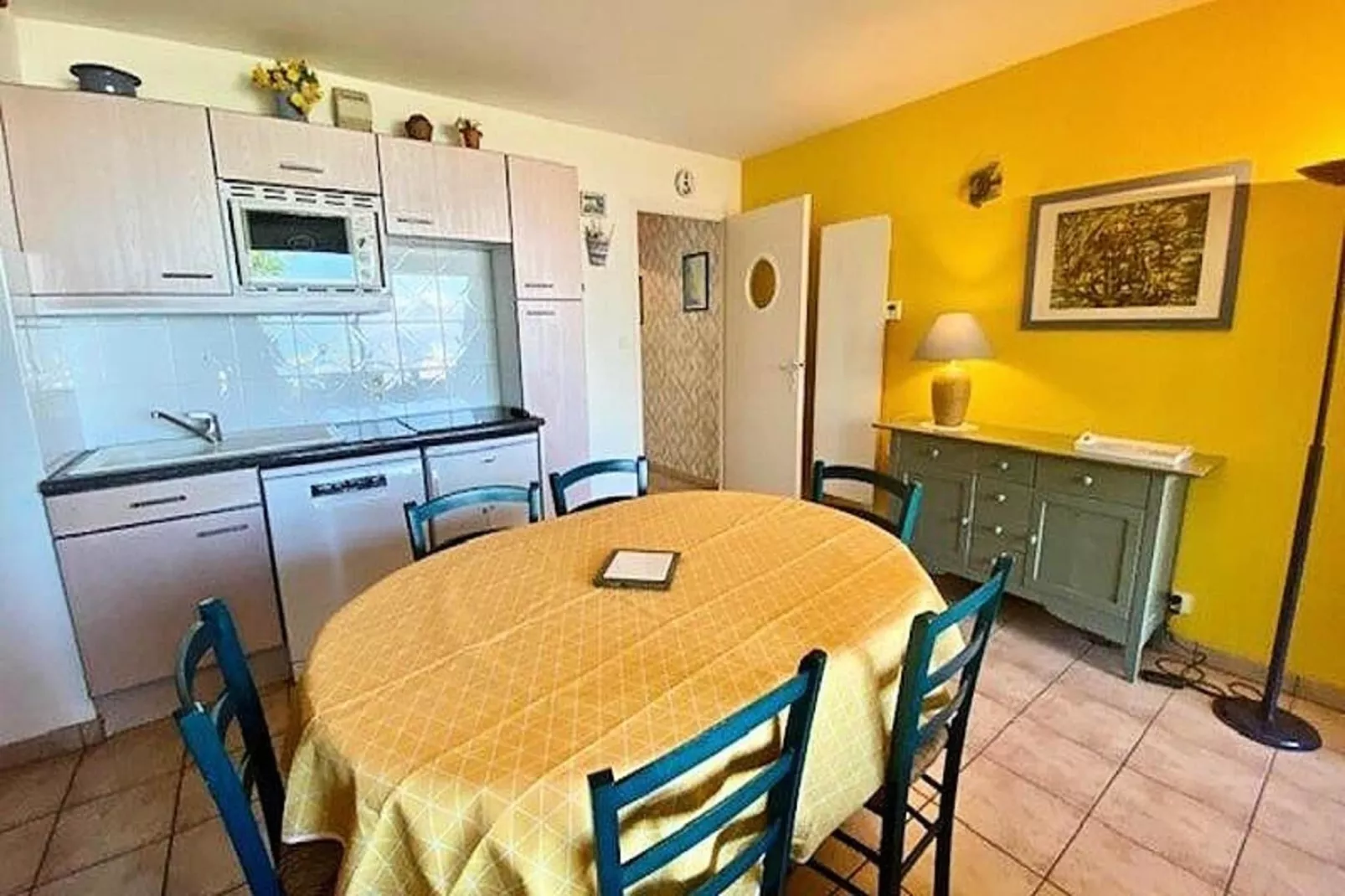 Résidence Terrasse De La Baie-Dining room