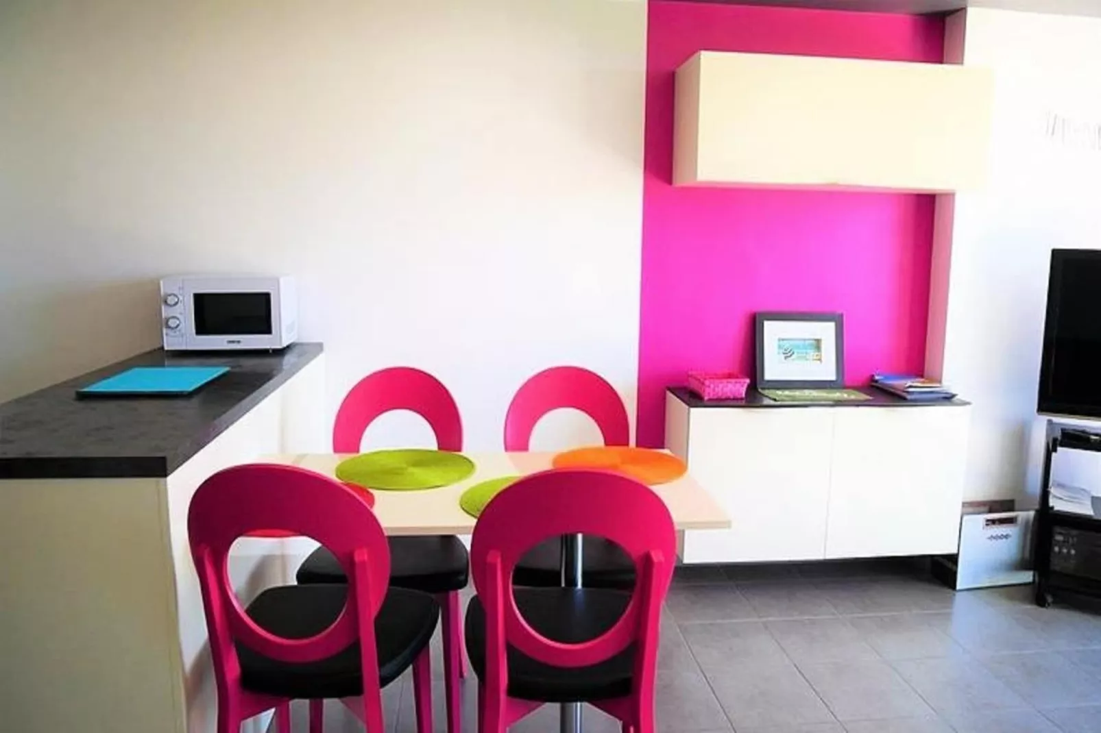 Résidence Fort Neuf-Dining room