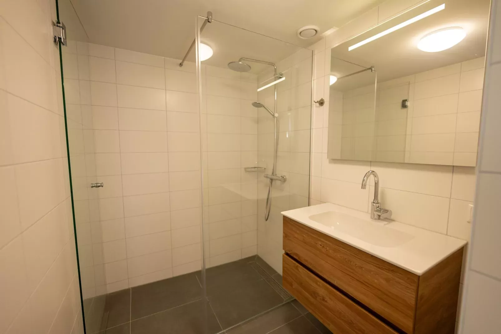 Vakantiepark Zeebad 16-Bathroom