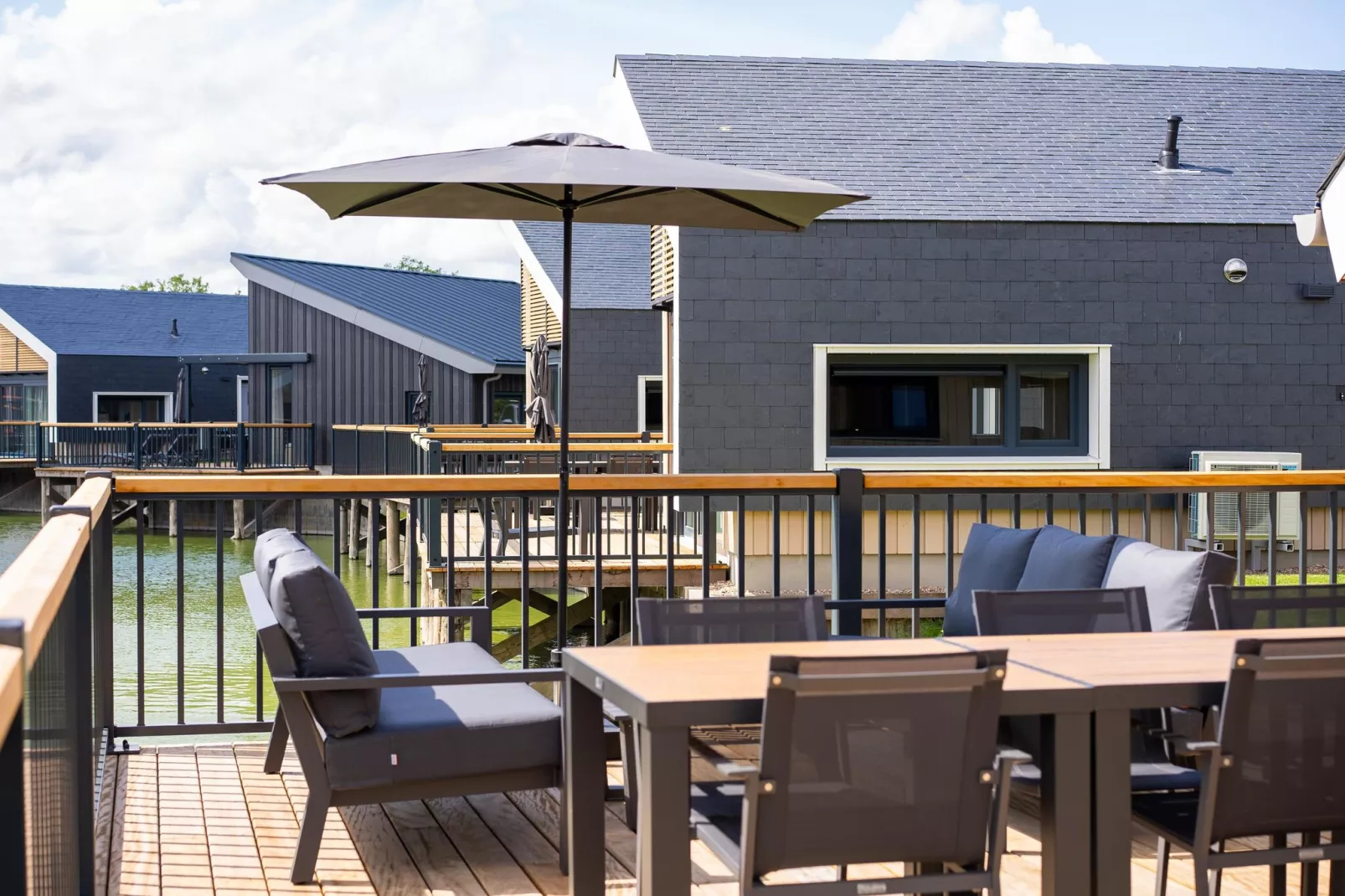 Vakantiepark Zeebad 19-Terrassenbalkon