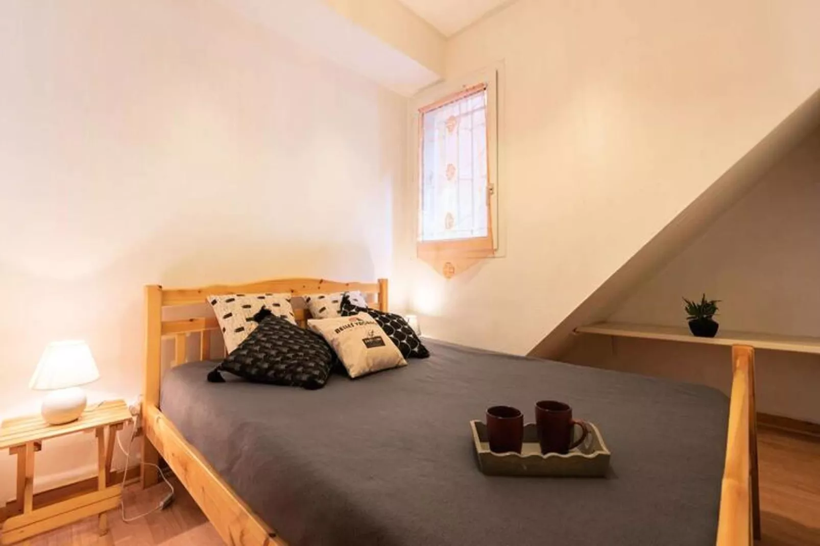 Résidence H.th.ii:bat.8-Bedroom