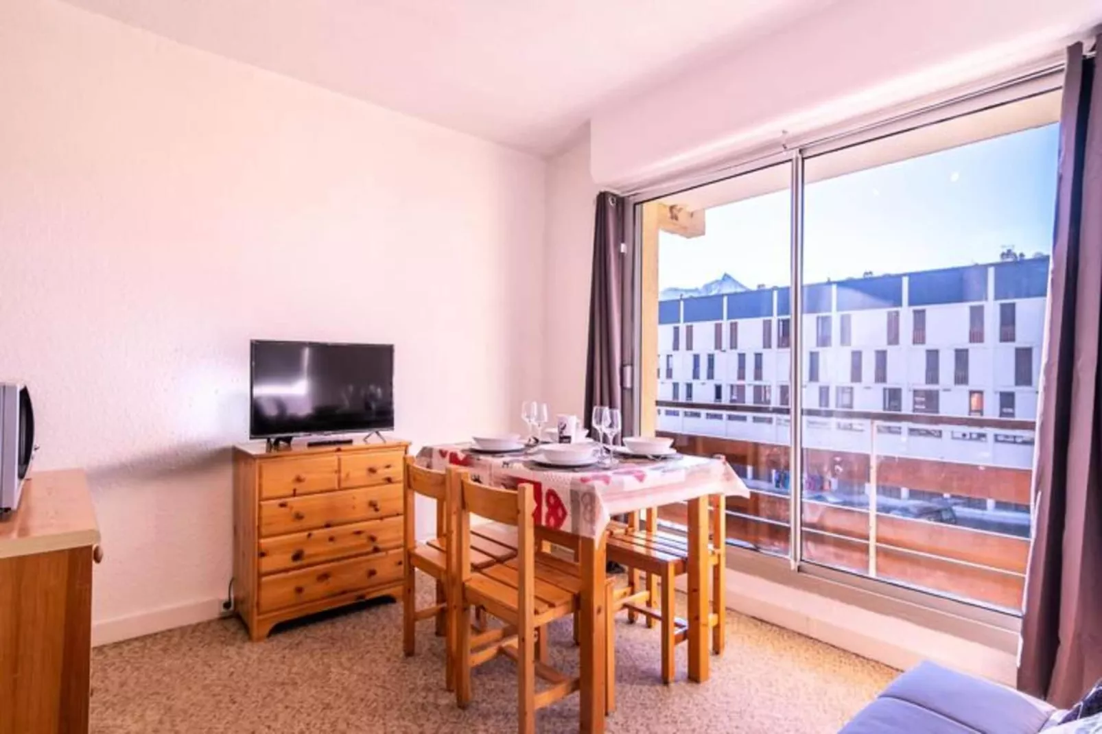 Résidence Sol Y Neou A - Salle à manger